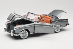 Mercedes 220 SE W128 Kabriolets Grey Metallic Sun Star 1:18 3352-M1 Metāls — attēls 2 no 8