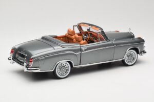 Mercedes 220 SE W128 Kabriolets Grey Metallic Sun Star 1:18 3352-M1 Metāls — attēls 3 no 8