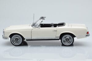 Mercedes 230 SL W113 Pagoda Balts Ierobežots Izdevums Norev 1:18 183768 Metāls — attēls 4 no 9