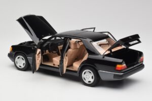 Mercedes 230E W124 AMG Wheels Melns Ierobežots Izdevums Norev 1:18 183950 Metāls — attēls 5 no 12
