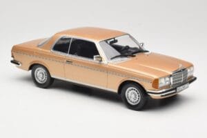 Mercedes 280 CE C123 Zelts Norev 1:18 183587 Metāls — attēls 4 no 6