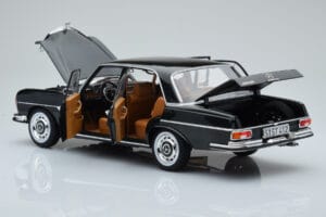 Mercedes 280 SE W108 Zaļš Norev 1:18 183935 Metāls — attēls 5 no 8