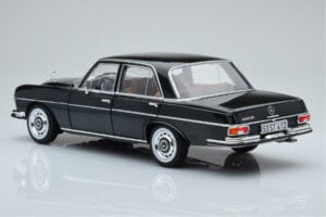 Mercedes 280 SE W108 Zaļš Norev 1:18 183935 Metāls — attēls 7 no 8
