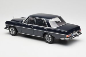 Mercedes 280 SE W108 Midnight Zils Norev 1:18 B66040597 Metāls — attēls 7 no 8