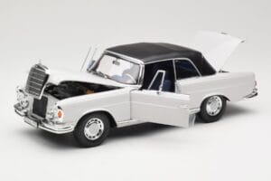 Mercedes 280 SE W111 Kabriolets Gaiši Pelēks Norev 1:18 183530 Metāls — attēls 2 no 8