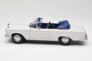 Mercedes 280 SE W111 Kabriolets Gaiši Pelēks Norev 1:18 183530 Metāls — attēls 4 no 8
