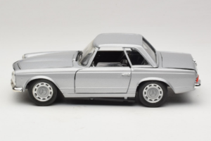 Mercedes 280 SL W113 Berlina Sudrabs Techno Giodi 1:18 F14051030 Metāls — attēls 4 no 8