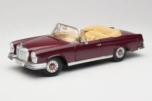 Mercedes 280SE W108 Bordeaux Sarkans Maisto 1:18 31811 Metāls