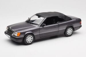Mercedes 300 CE-24 W124 Kabriolets Violets Metallic Norev 1:18 183567 Metāls — attēls 3 no 10