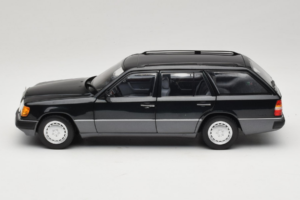 Mercedes 300 D W124 Universāls Melns Norev 1:18 183960 Metāls — attēls 4 no 8