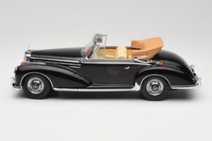 Mercedes 300 SC W188 Kabriolets Melns KK-Scale 1:18 KKDC180941 Metāls — attēls 3 no 6