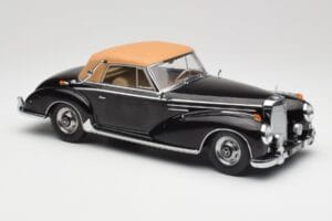 Mercedes 300 SC W188 Kabriolets Softtop Melns KK-Scale 1:18 KKDC180943 Metāls — attēls 4 no 6