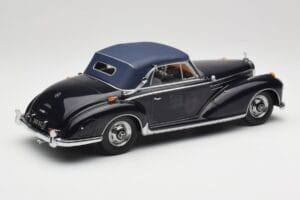 Mercedes 300 SC W188 Kabriolets Softtop Tumši Zils KK-Scale 1:18 KKDC180944 Metāls — attēls 2 no 6