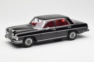 Mercedes 300 SEL 6.3 W109 Melns AUTOart 1:18 76140 Metāls