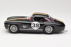 Mercedes 300 SL #38 1954 Bburago 1:18 3015-M1 Metāls — attēls 4 no 8