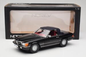 Mercedes 300 SL R107 Melns Norev 1:18 183511 Metāls — attēls 8 no 8