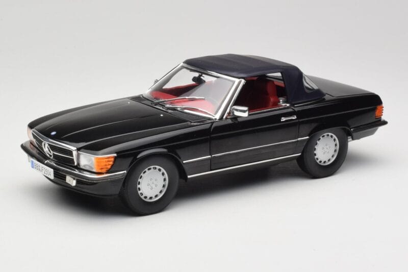 Mercedes 300 SL R107 Melns Norev 1:18 183511 Metāls