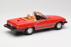 Mercedes 300 SL R107 Sarkans Norev 1:18 B66040623 Metāls — attēls 3 no 8