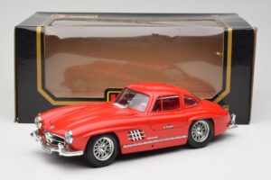 Mercedes 300 SL Sarkans Bburago 1:18 3015 Metāls — attēls 8 no 8