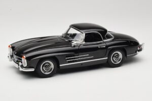 Mercedes 300 SL W198 Roadster With Hardtop Melns Minichamps 1:18 180039040 Metāls