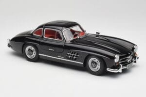 Mercedes 300 SL W198 Melns Minichamps 1:18 180039004 Metāls — attēls 6 no 8