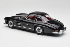 Mercedes 300 SL W198 Melns Minichamps 1:18 180039004 Metāls — attēls 7 no 8