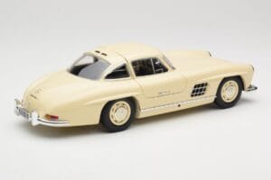 Mercedes 300 SL W198 Krēmkrāsa Minichamps 1:18 110037212 Metāls — attēls 3 no 8