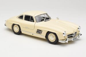 Mercedes 300 SL W198 Krēmkrāsa Minichamps 1:18 110037212 Metāls — attēls 6 no 8