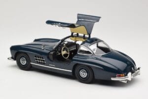 Mercedes 300 SL W198 Gullwing Tumši Zils Minichamps 1:18 110037216 Metāls — attēls 5 no 8