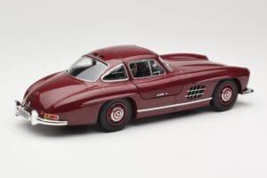 Mercedes 300 SL W198 Gullwing Tumši Sarkans Minichamps 1:18 110037218 Metāls — attēls 3 no 8