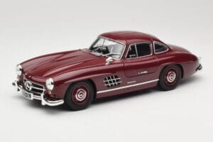 Mercedes 300 SL W198 Gullwing Tumši Sarkans Minichamps 1:18 110037218 Metāls