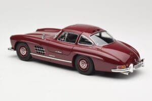 Mercedes 300 SL W198 Gullwing Tumši Sarkans Minichamps 1:18 110037218 Metāls — attēls 7 no 8