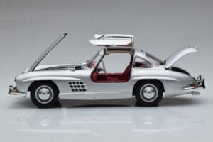 Mercedes 300 SL W198 Gullwing Norev 1:18 183850 Metāls — attēls 4 no 8