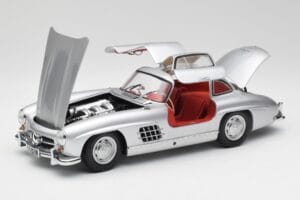 Mercedes 300 SL W198 Gullwing Sudrabs Minichamps 1:18 180039000 Metāls — attēls 2 no 8
