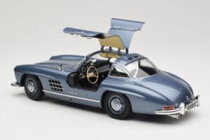 Mercedes 300 SL W198 Gullwing Light Blue Metallic Minichamps 1:18 110037220 Metāls — attēls 5 no 8