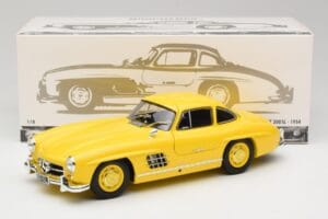 Mercedes 300 SL W198 Gaiši Dzeltens Minichamps 1:18 180039009 Metāls — attēls 8 no 8
