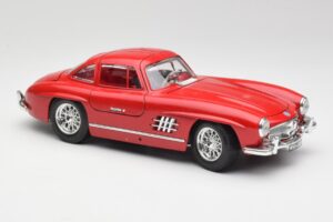 Mercedes 300 SL W198 Red Metallic Bburago 1:18 3013-M1 Metāls — attēls 6 no 8
