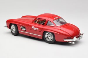 Mercedes 300 SL W198 Red Metallic Bburago 1:18 3013-M1 Metāls — attēls 7 no 8