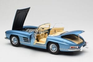 Mercedes 300 SL W198 Roadster Hardtop Light Blue Metallic Minichamps 1:18 180039042 Metāls — attēls 6 no 9