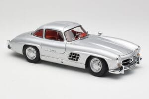 Mercedes 300 SL W198 Gullwing Sudrabs Metaliks Minichamps 1:18 B66040379 Metāls — attēls 6 no 8