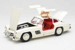 Mercedes 300 SL W198 Balts Minichamps 1:18 180039006 Metāls — attēls 2 no 8