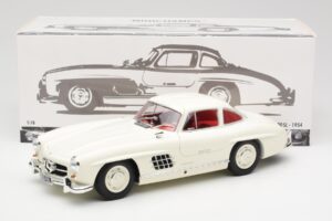 Mercedes 300 SL W198 Balts Minichamps 1:18 180039006 Metāls — attēls 8 no 8