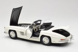 Mercedes 300 SL W198 Roadster Balts Ar Mīkstu Jumtu Minichamps 1:18 180039034 Metāls — attēls 6 no 9