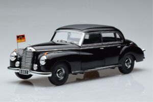 Mercedes 300 W186 Konrad Adenauer Norev 1:18 183707 Metāls