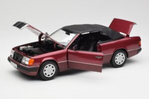 Mercedes 300CE-24 A124 Kabriolets Almandine Sarkans Metaliks Norev 1:18 B66040616 Metāls — attēls 2 no 8