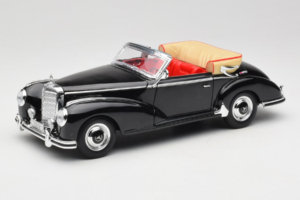 Mercedes 300S W188 Roadster Melns Welly 1:18 801-3271398 Metāls