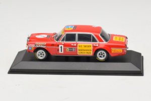Mercedes 300 SEL 6.8 AMG #35 H. Heyer / C. Schickentanz 24 Hours of Spa 1971 Minichamps 1:43 MB007 Metāls