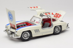 Mercedes 300SL #452 Mille Miglia 1955 Balts Bburago 1:18 3015-M2 Metāls — attēls 2 no 8