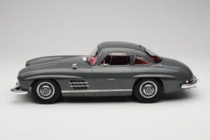 Mercedes 300SL W198 Gullwing Graphite Grey Norev 1:12 123852 Metāls — attēls 3 no 6