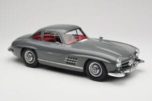 Mercedes 300SL W198 Gullwing Graphite Grey Norev 1:12 123852 Metāls — attēls 4 no 6
